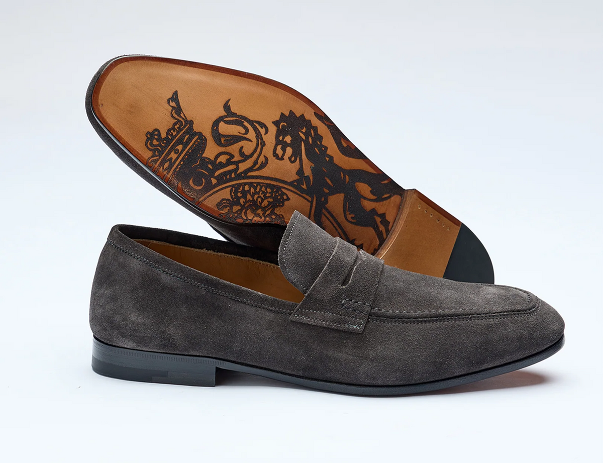 Erkek Loafer Ayakkabı Rehberi: Modeller, İtalyan Zanaatı ve Kombin Önerileri