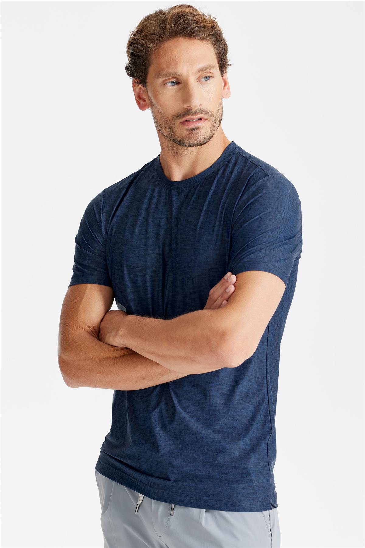 Lacivert Sıfır Yaka Teknik Kumaş T-shirt