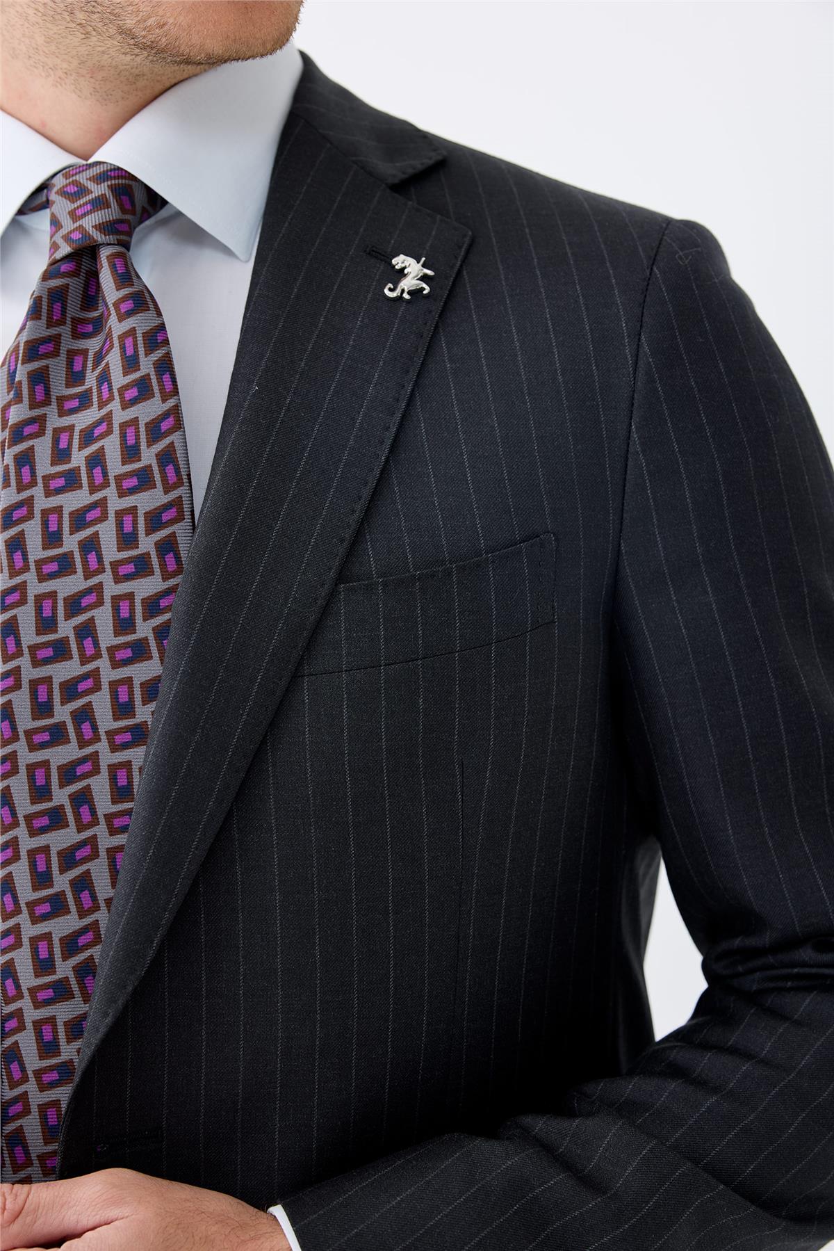 Antrasit Gri Çizgili Yün Takım Elbise - Image 3