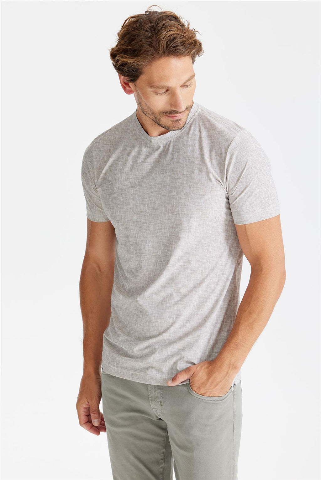 Bej Sıfır Yaka Teknik Kumaş T-Shirt - Image 4