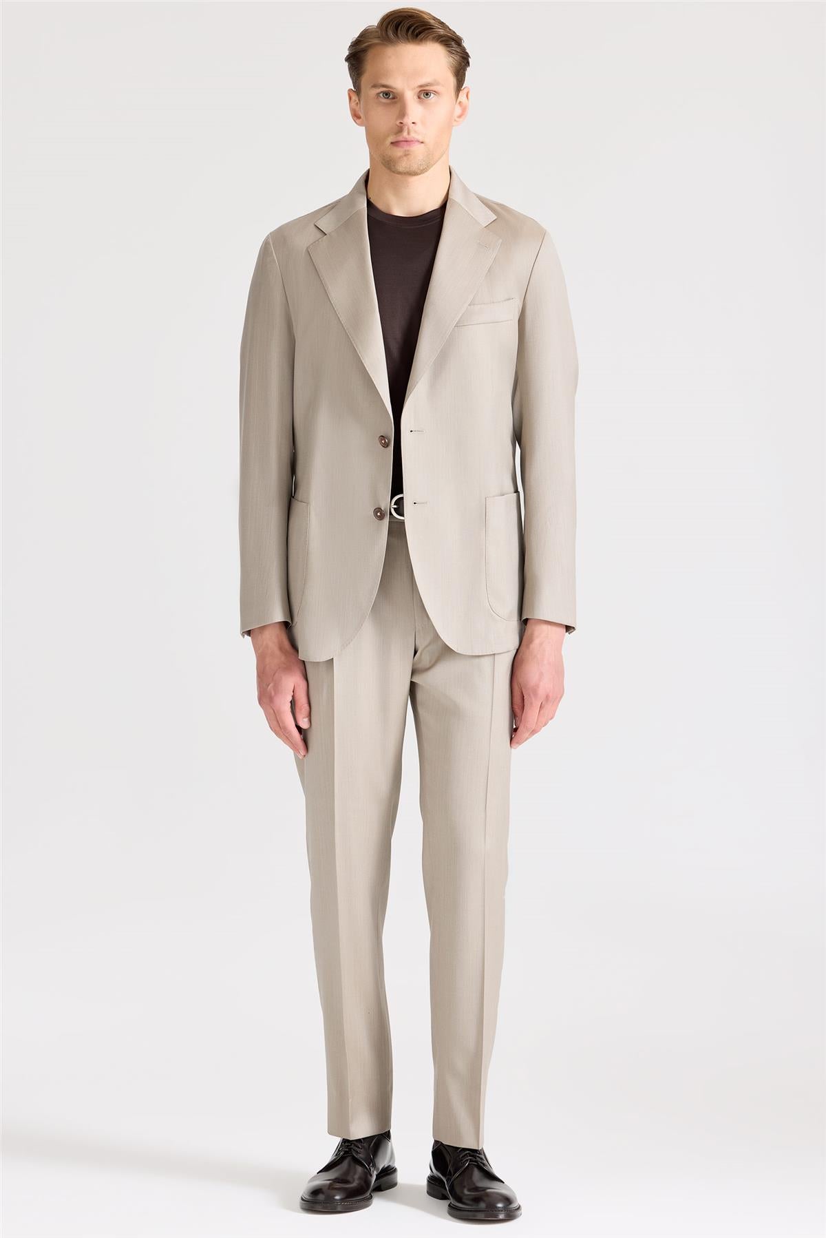 Bej Yün İpek Takım Elbise - Image 1