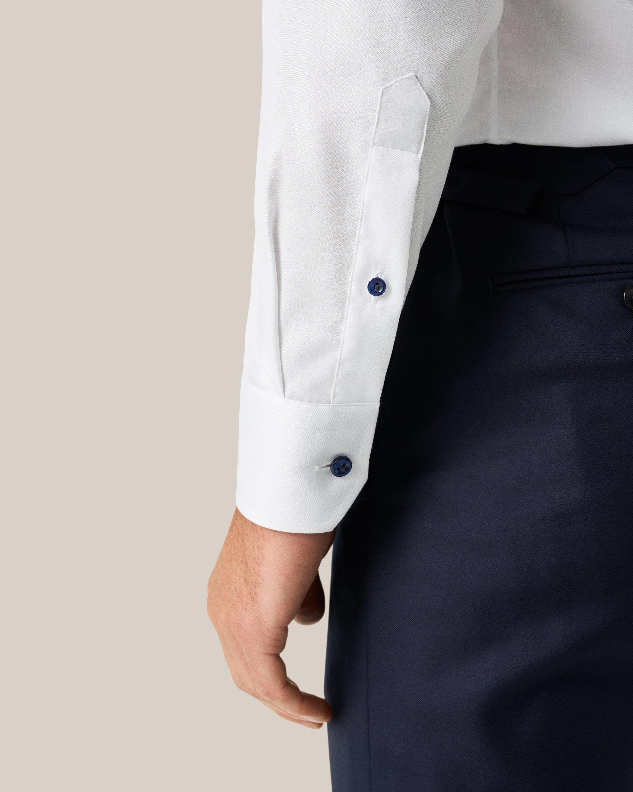 Beyaz Çiçek Desenli Pamuk Gömlek - Image 5