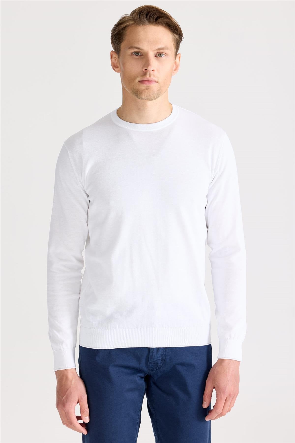 Beyaz Sıfır Yaka Pamuk Triko