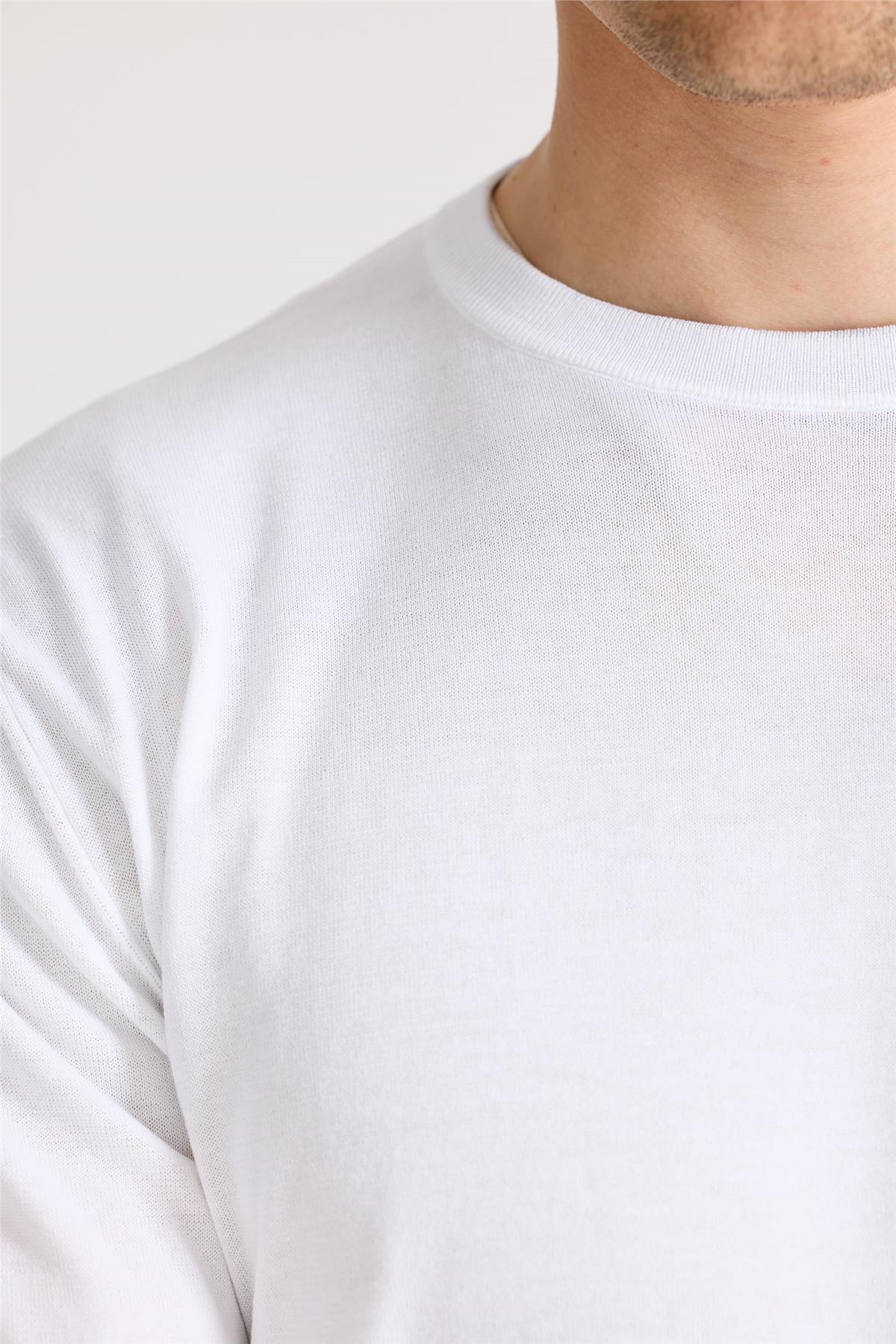 Beyaz Sıfır Yaka Pamuk Triko