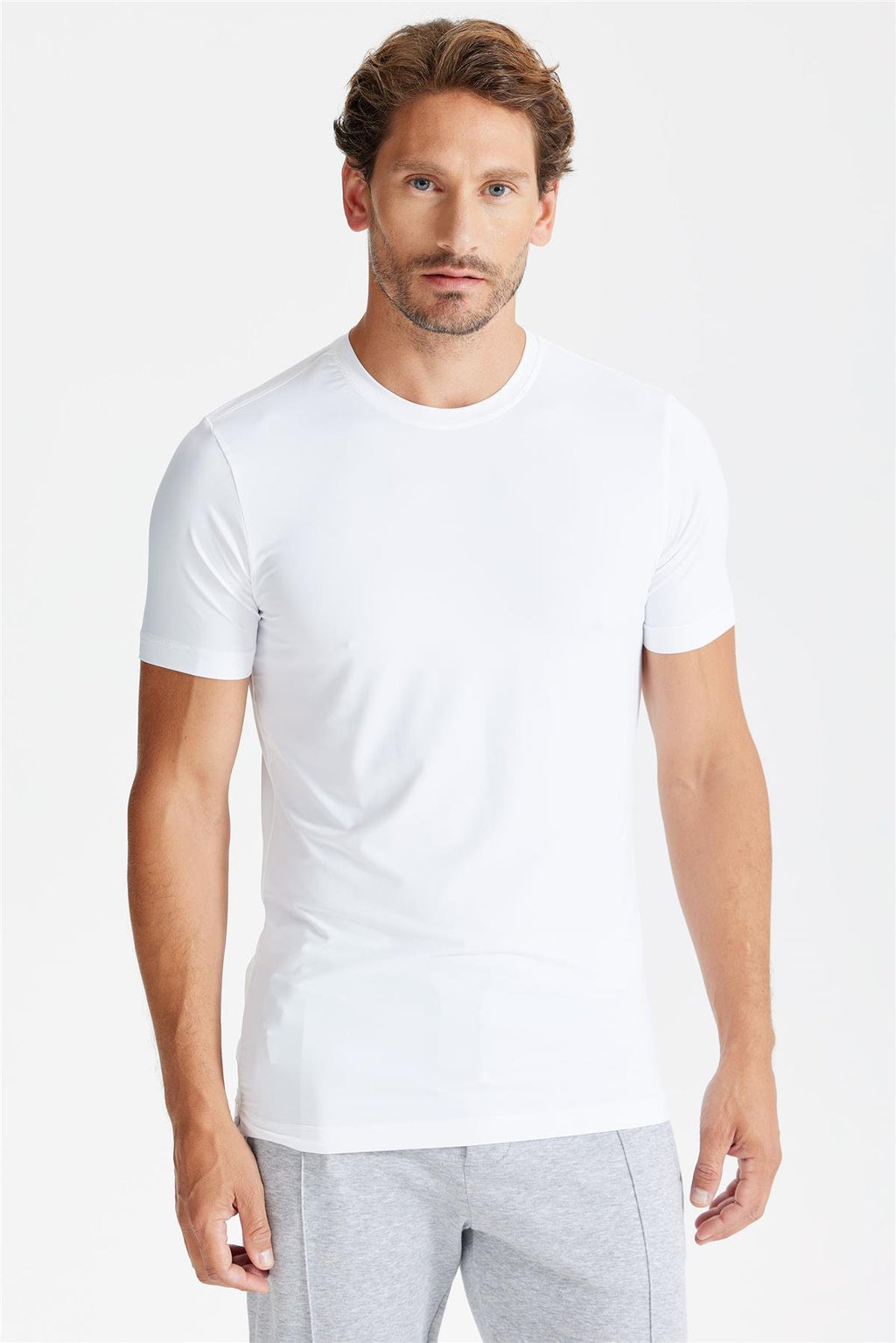 Beyaz Sıfır Yaka Vintage Teknik Kumaş T-Shirt - Image 1