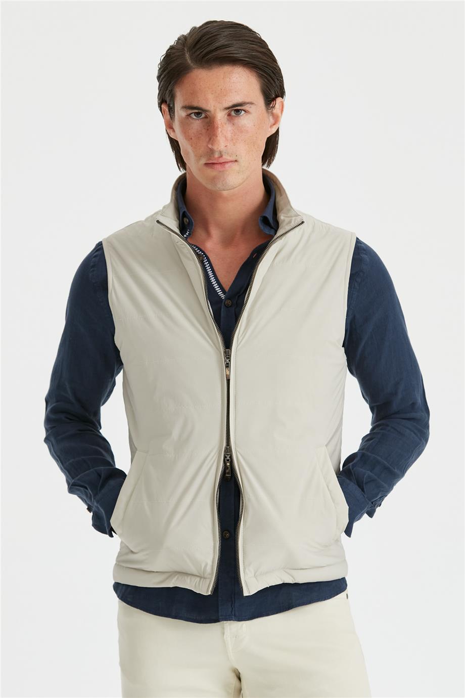 Ekru Su Geçirmez Yelek - Image 4