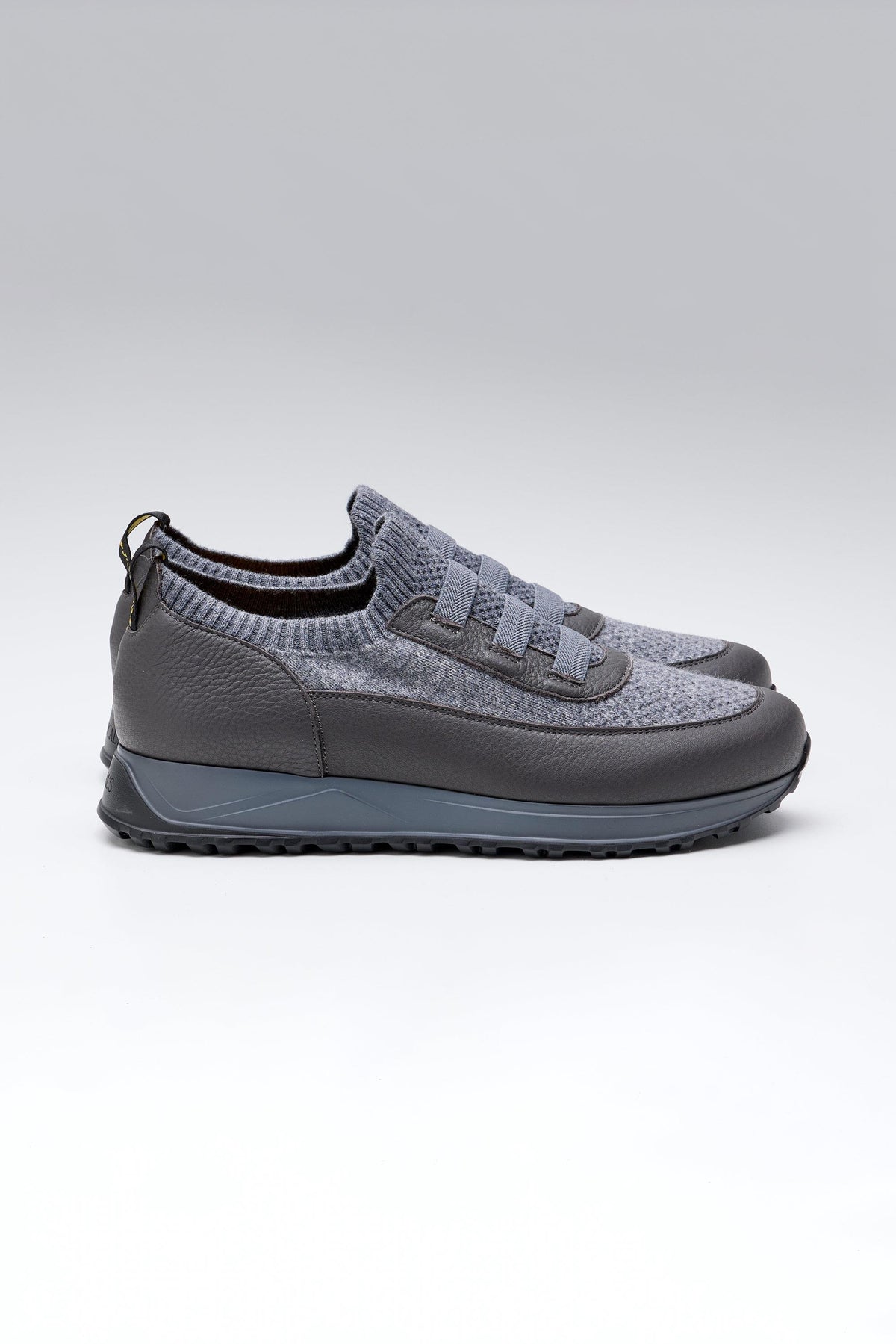 Gri Bağcıksız Örgü Deri Sneaker