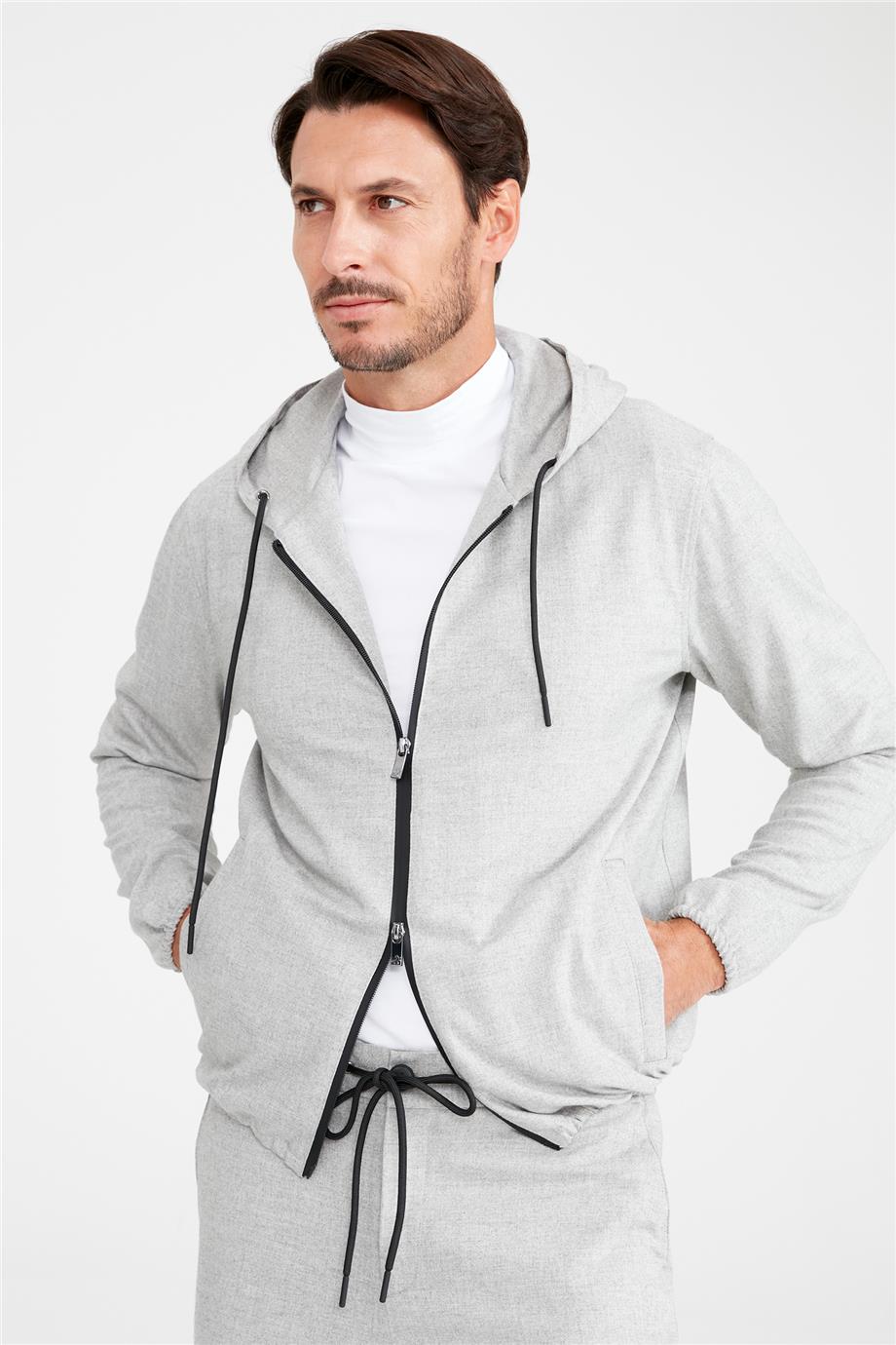 Gri Kapüşonlu Sweatmont - Image 3