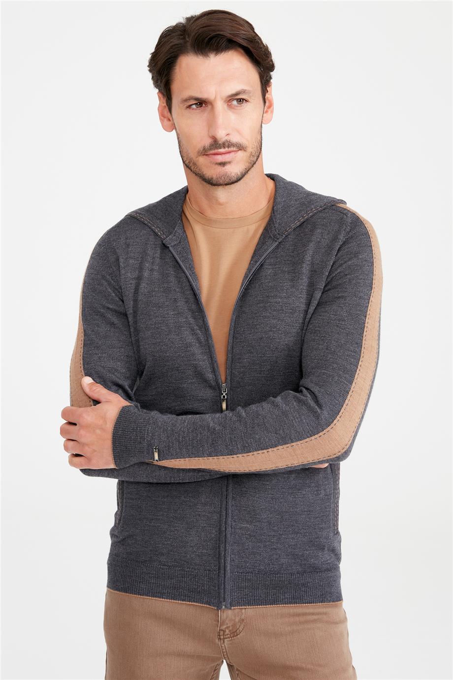 Gri Kapüşonlu Yün Triko - Image 2