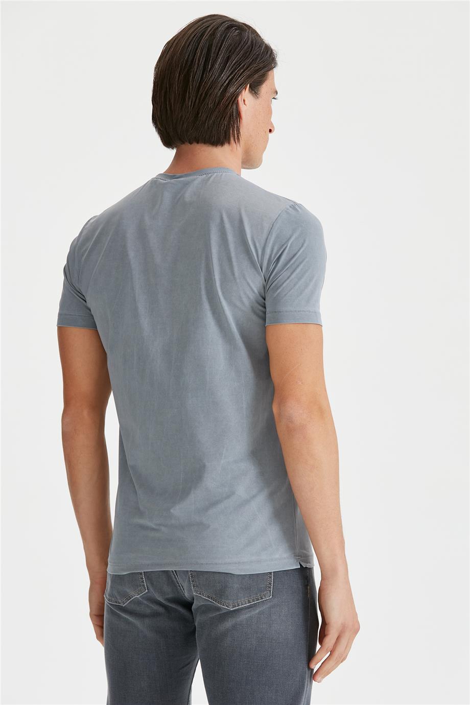 Gri Sıfır Yaka Teknik Kumaş T-Shirt - 4