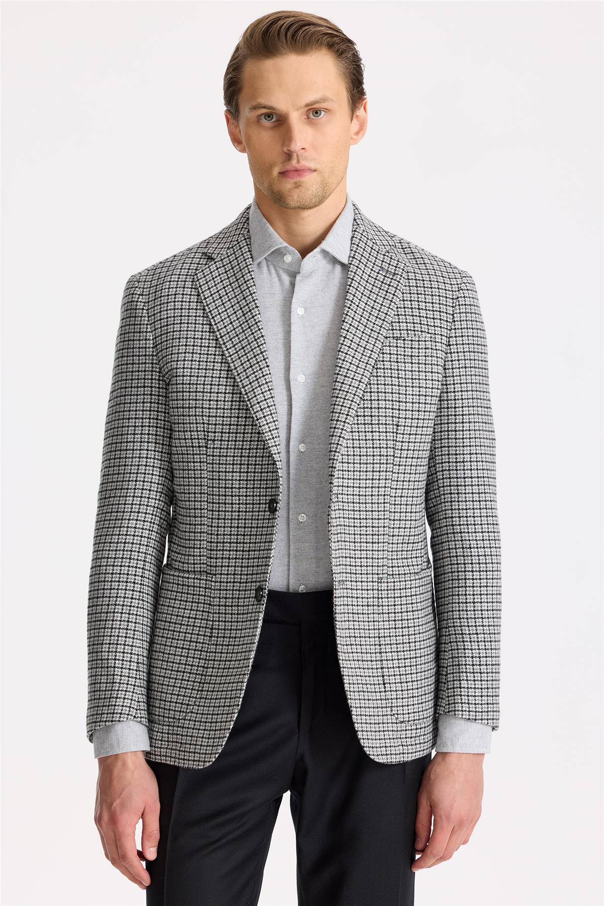 Gri Siyah Kareli Yün Ceket - Image 1