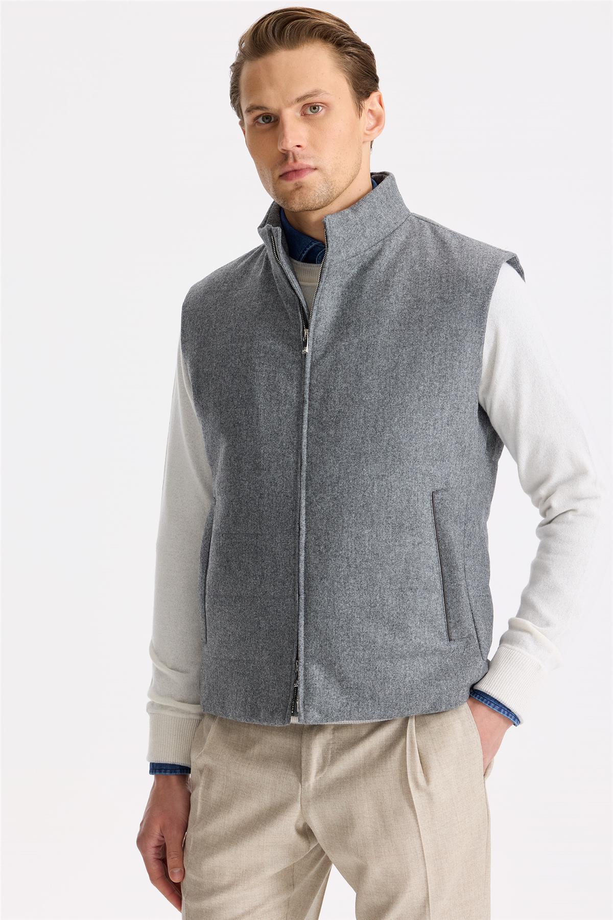 Gri Yün Yelek - Image 3