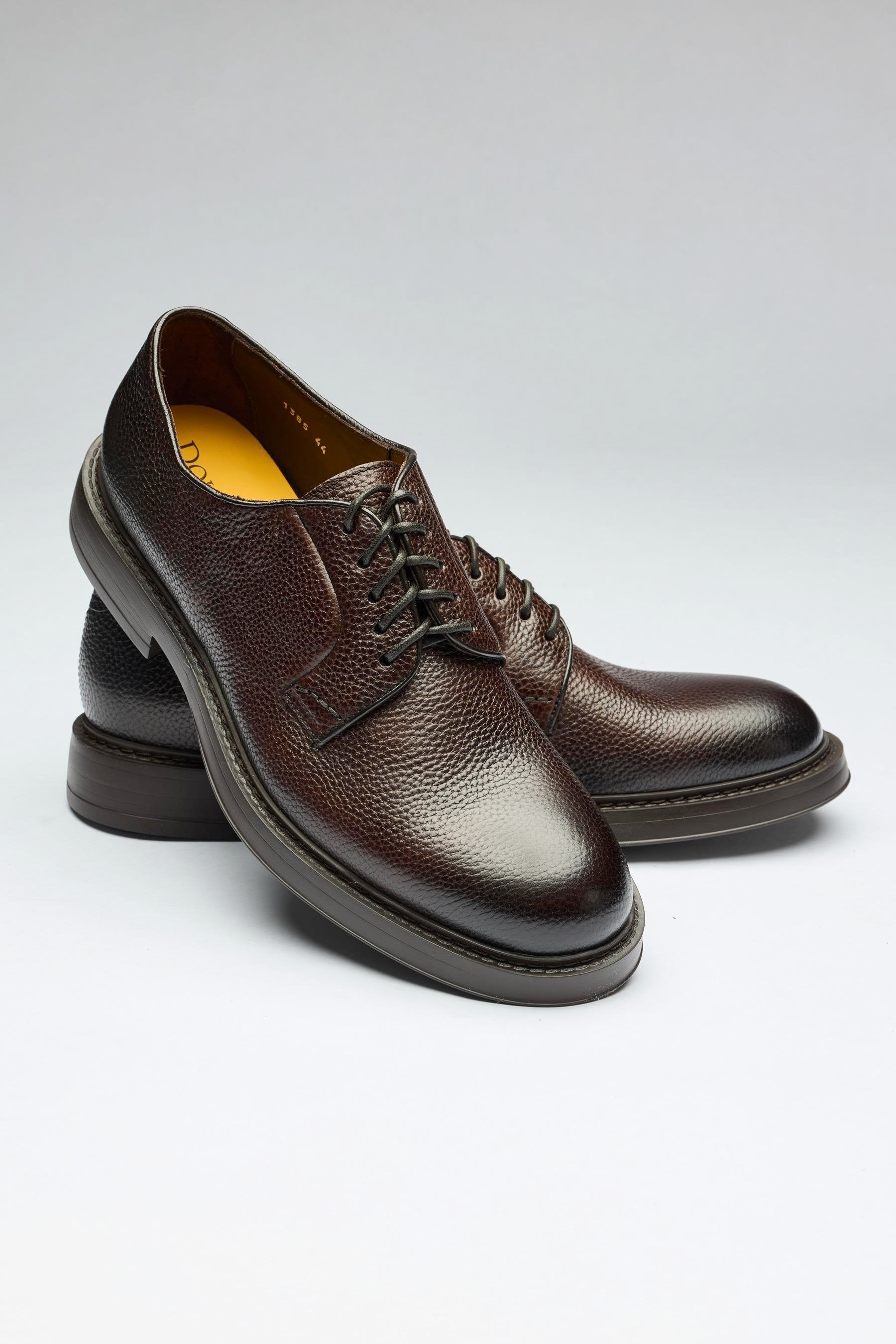 Kahverengi Bağcıklı Deri Ayakkabı