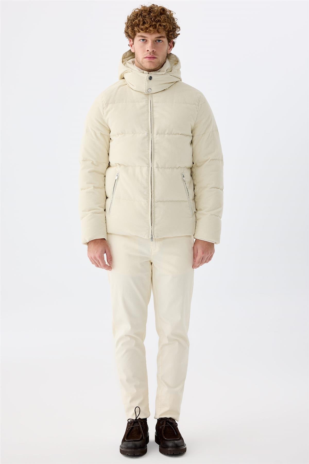 Kırık Beyaz Kadife Mont - Image 1