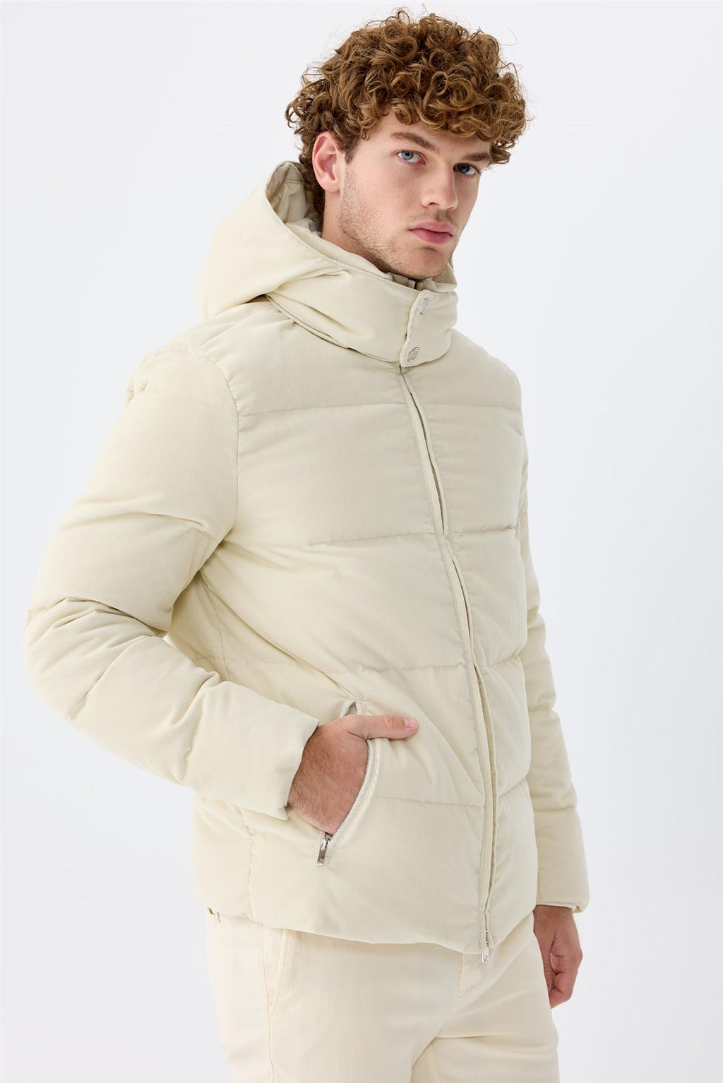 Kırık Beyaz Kadife Mont - Image 2