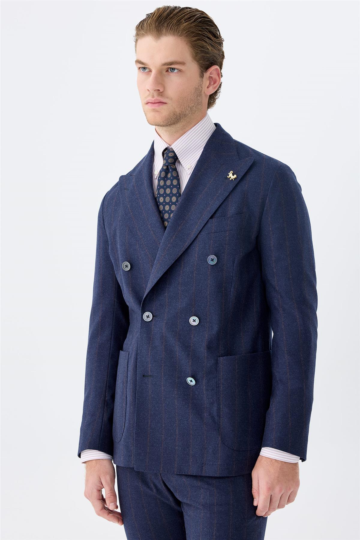 Lacivert Çizgili Kruvaze Yün Takım Elbise - Image 2