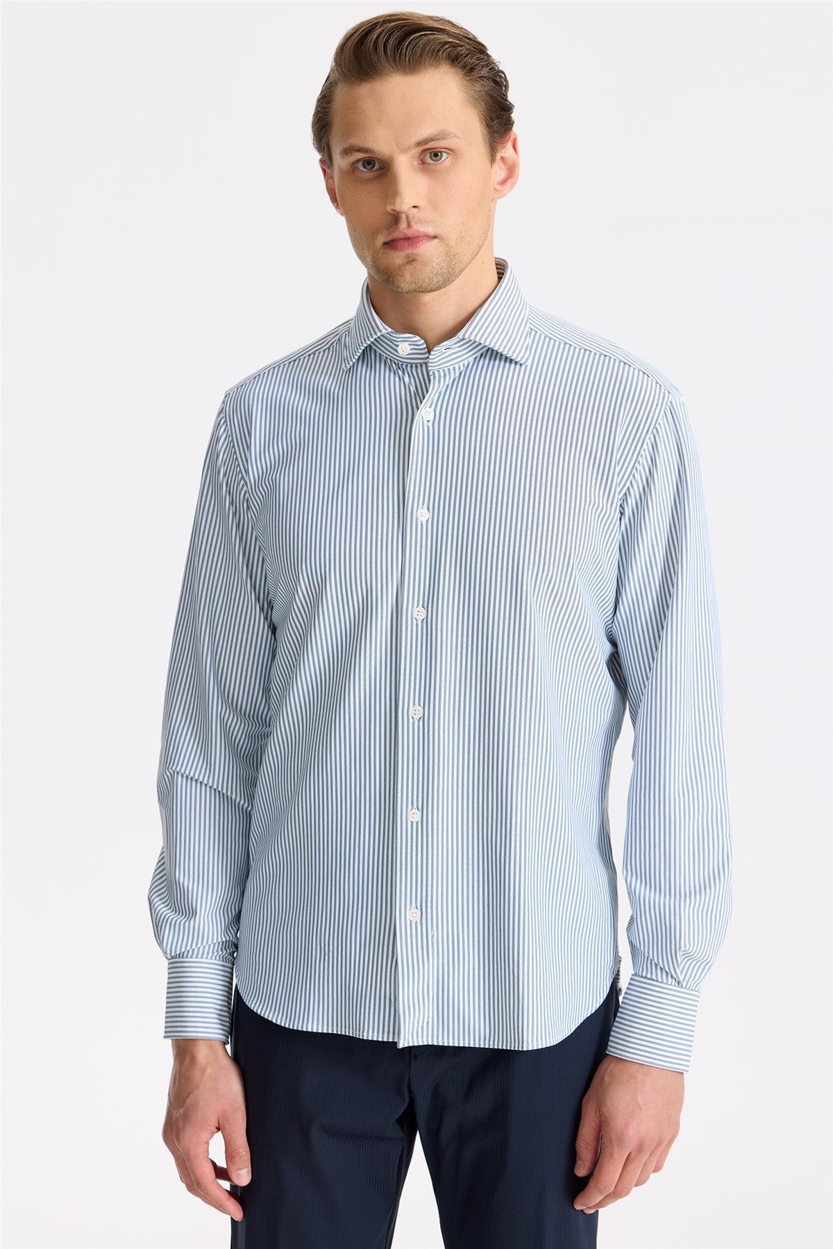 Lacivert Çizgili Teknik Kumaş Gömlek - Image 1