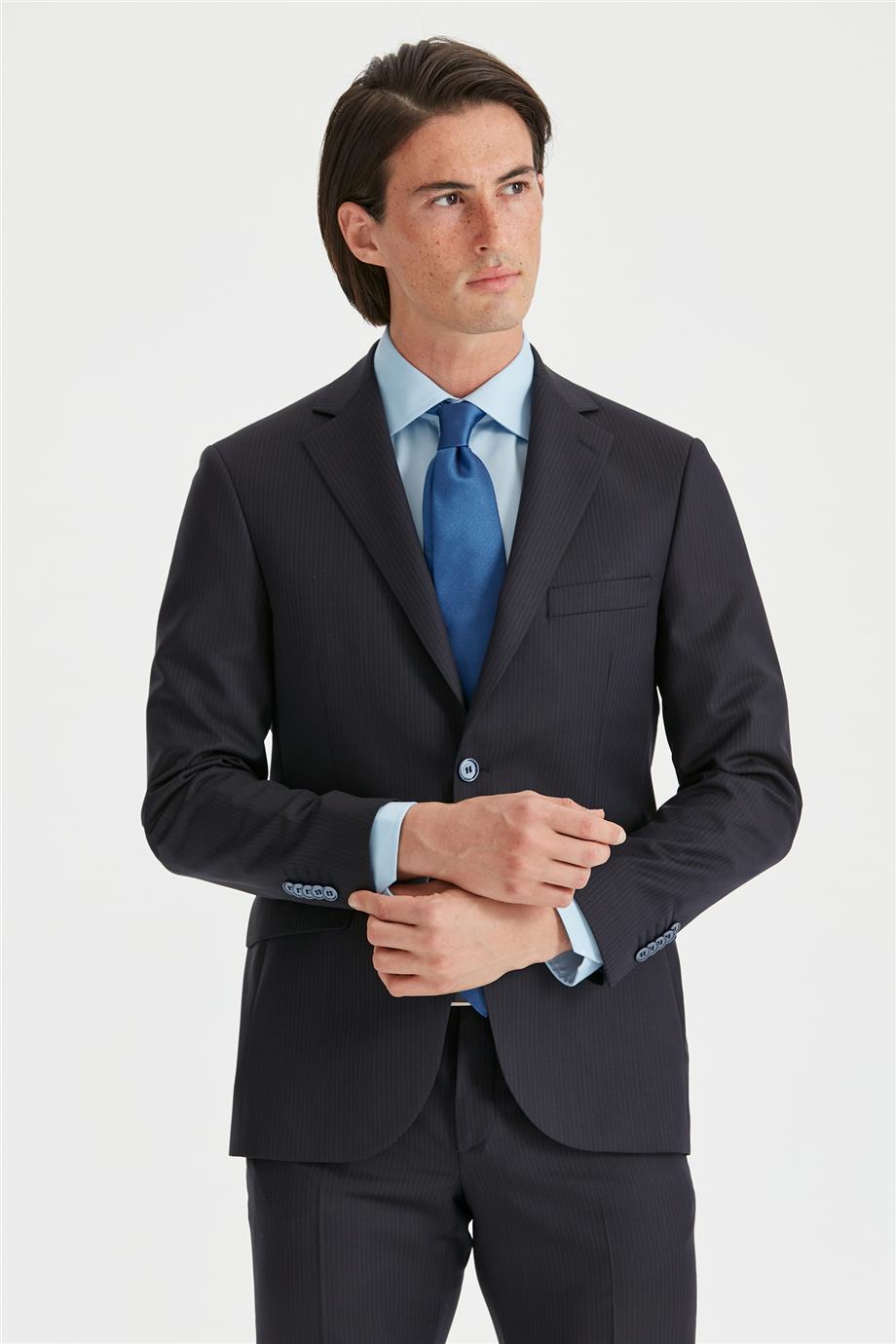 Lacivert Silik Çizgili Yün Takım Elbise - Image 2