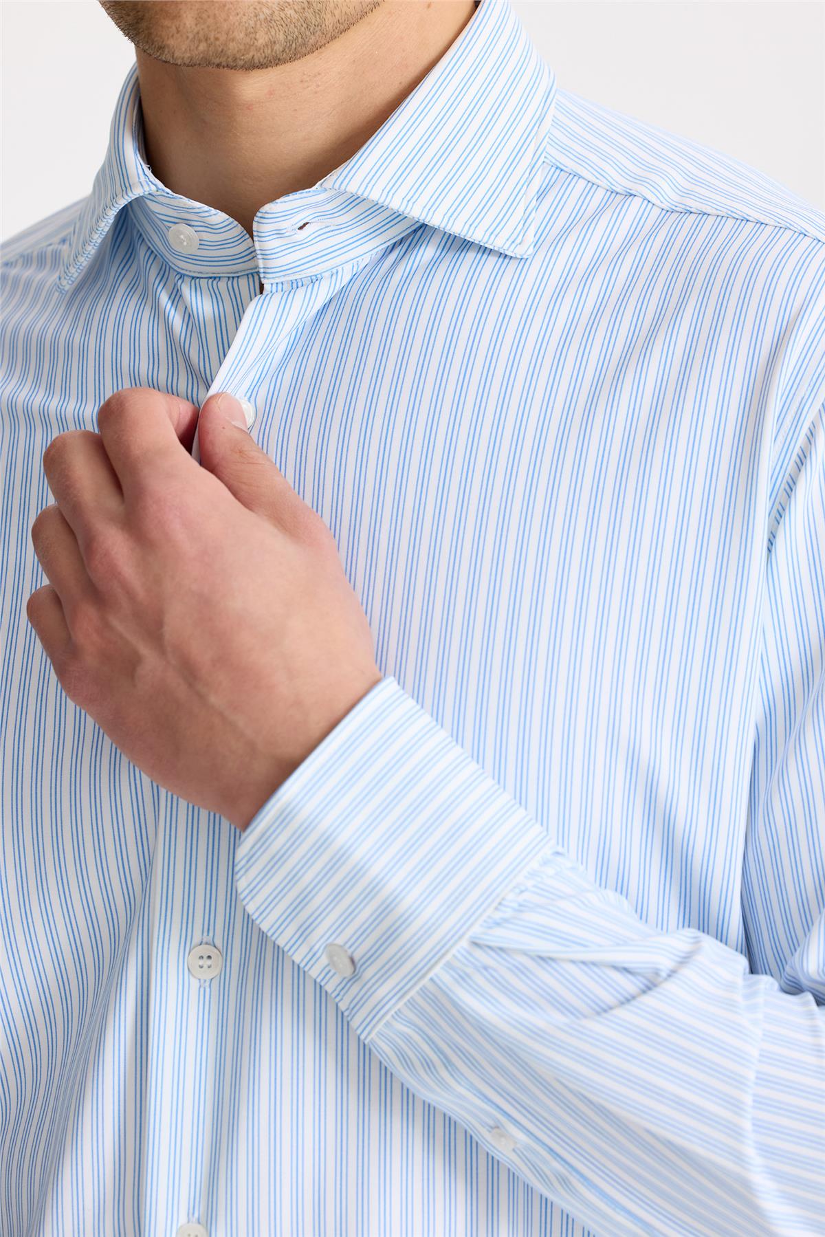Mavi Çizgili Teknik Kumaş Gömlek - Image 5