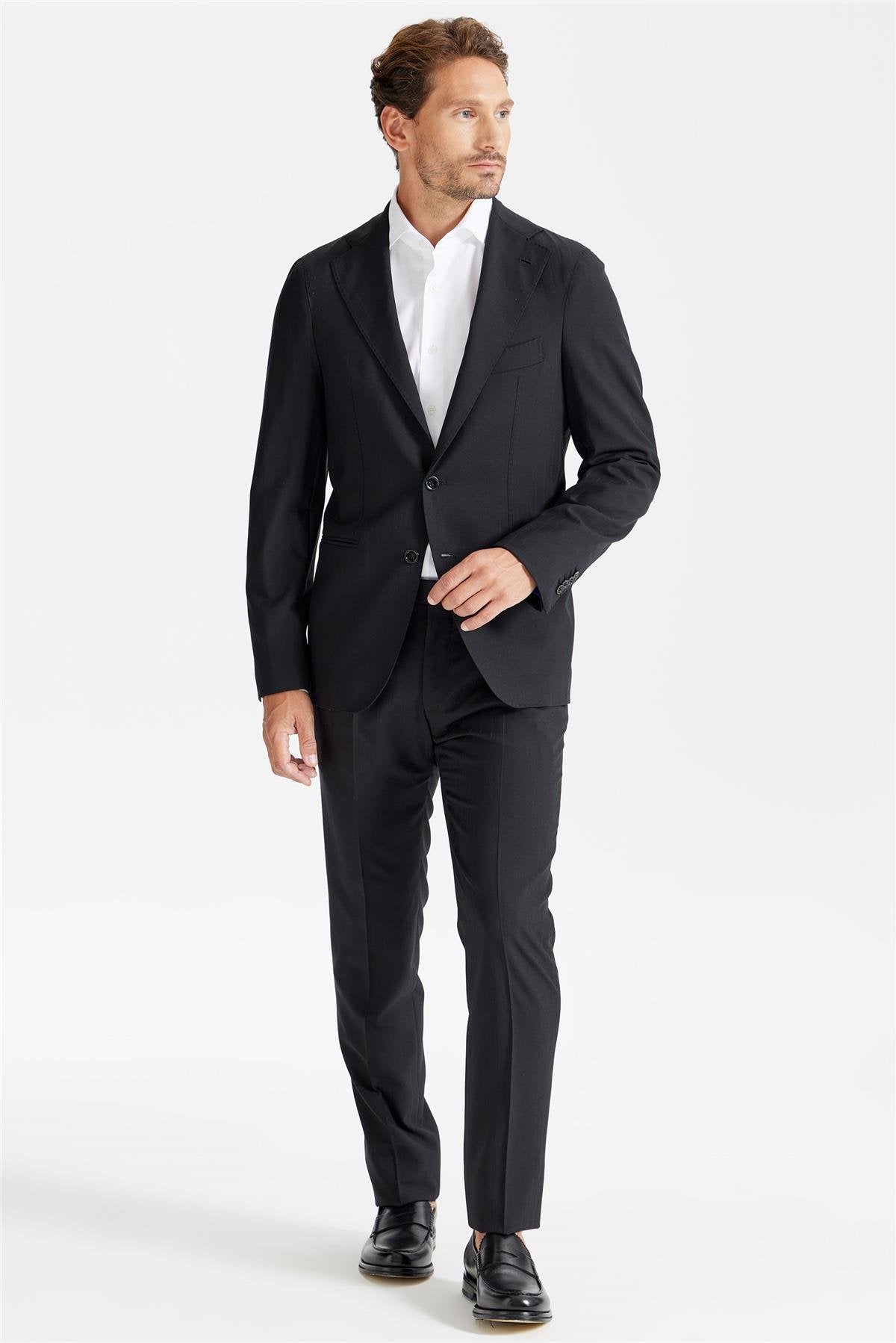 Siyah Çizgili Yüntakım Elbise - Image 3