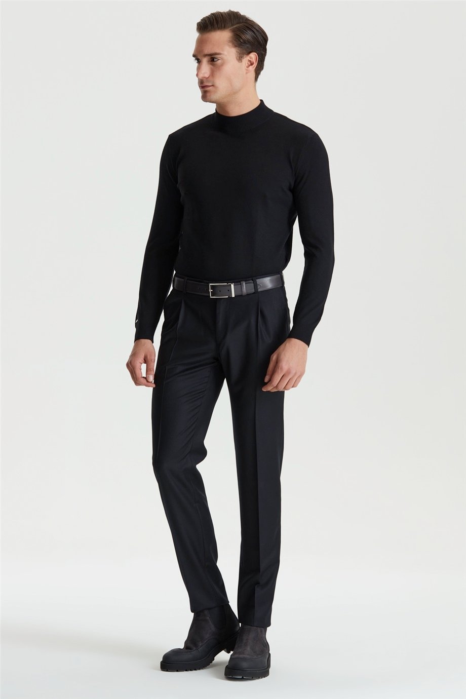 Siyah Pileli Yün Flanel Pantolon - Image 4
