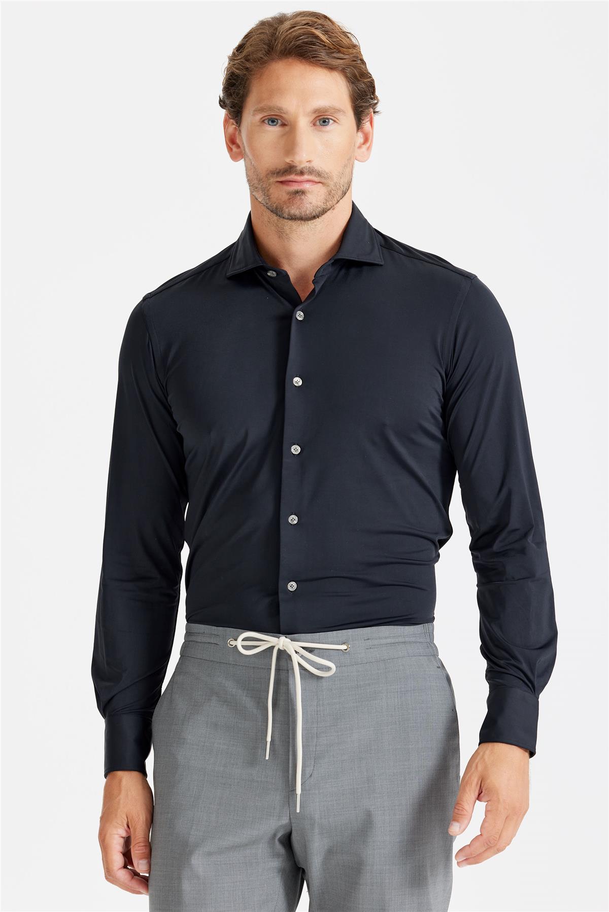 Siyah Teknik Kumaş Gömlek - Image 1