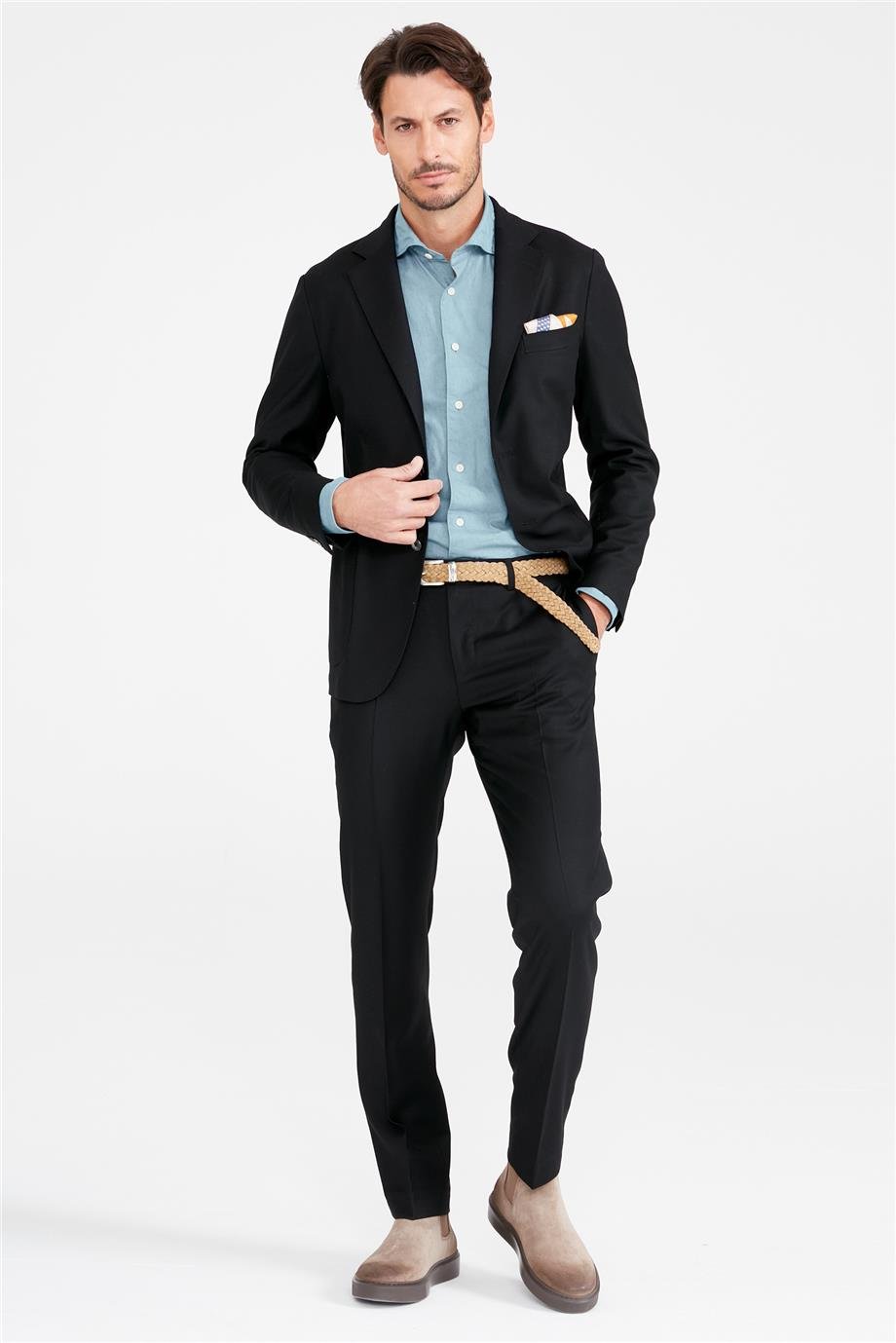 Siyah Zero Gravity Yün Takım Elbise - Image 1