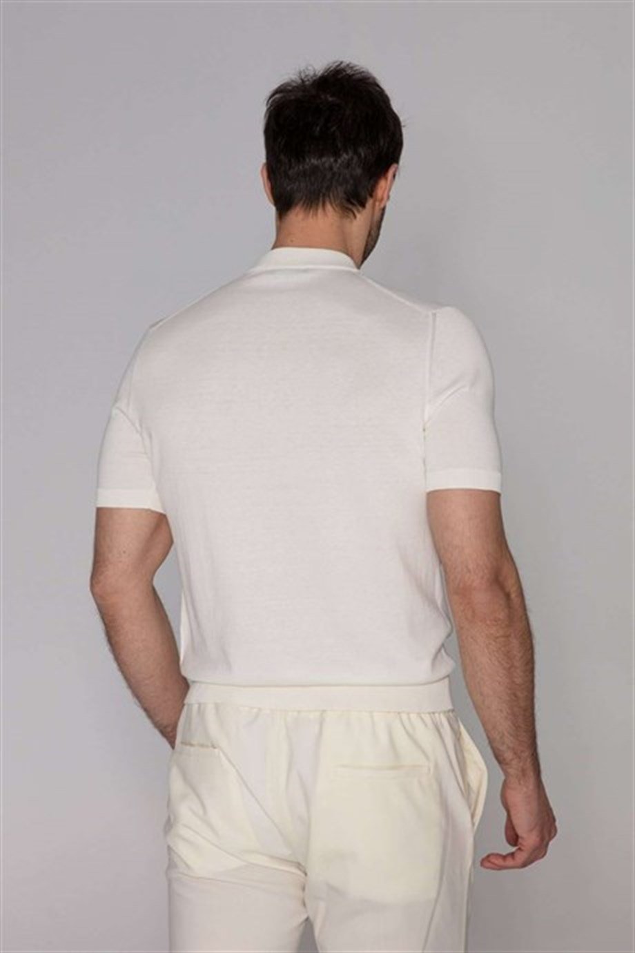 Yüksek Yaka Krem Renk İpekli Triko - Image 2